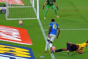 巴西0-0闷平厄瓜多尔，维尼修斯近6年国家队依然6球6助6黄牌